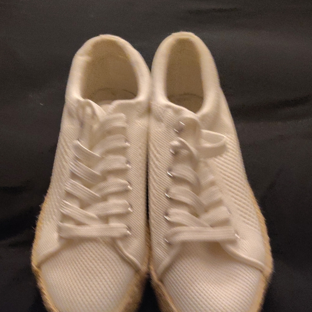 Mudd White Women's Sneakers